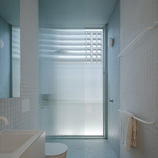 Interior photograph of Bondi Breeze by Hamish McIntosh