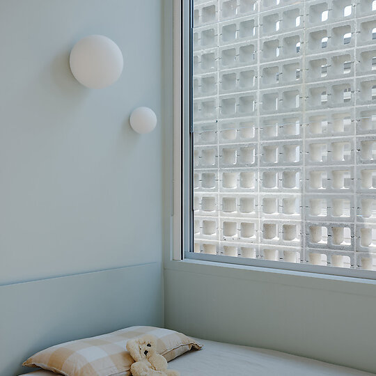 Interior photograph of Bondi Breeze by Hamish McIntosh