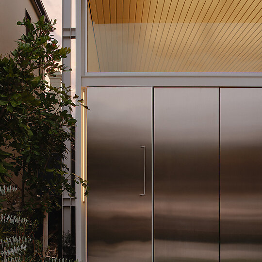 Interior photograph of Bondi House by Tom Ross