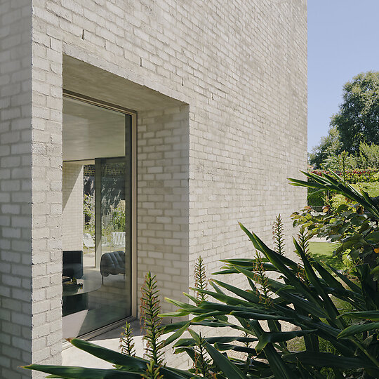 Interior photograph of Prahran House by Tom Ross