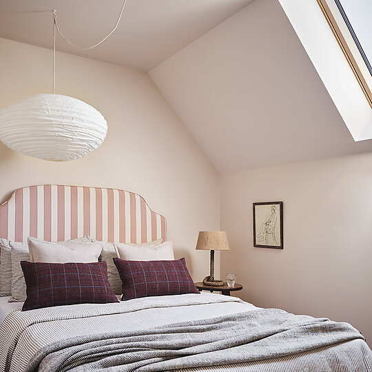 Interior photograph of ECHO.1 by Lisa Cohen