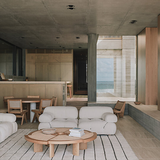 Interior photograph of Hedges Residence by Andy Macpherson