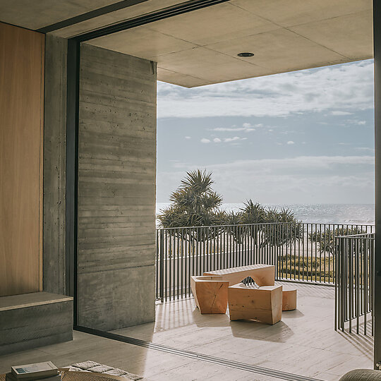 Interior photograph of Hedges Residence by Andy Macpherson