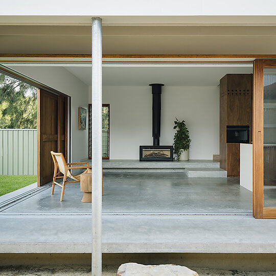 Interior photograph of Throsby House by Clinton Weaver