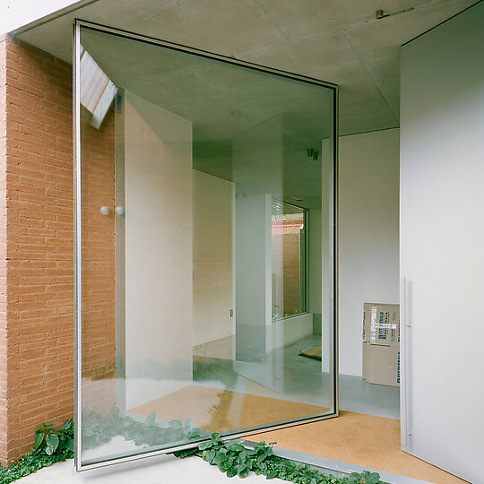 Interior photograph of Clifton House by Rory Gardiner