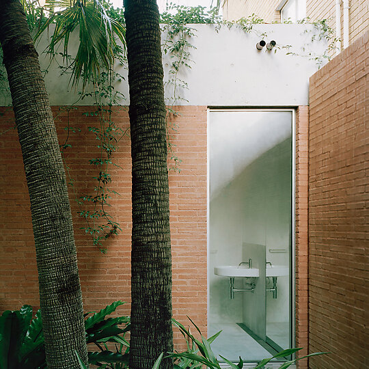 Interior photograph of Clifton House by Rory Gardiner