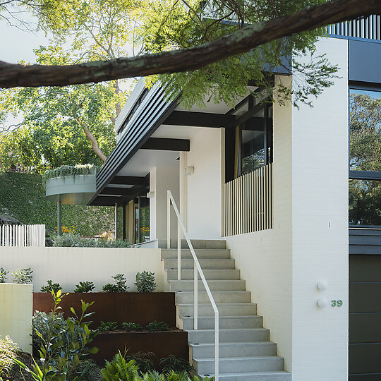Interior photograph of New Line House by Clinton Weaver