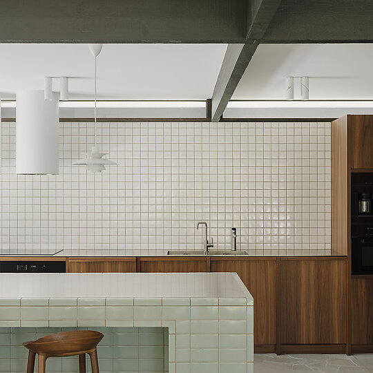 Interior photograph of New Line House by Clinton Weaver