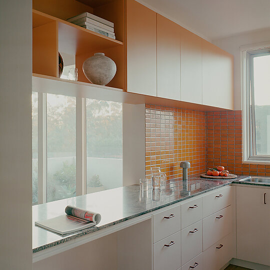 Interior photograph of Parkville Apartment by Pier Carthew