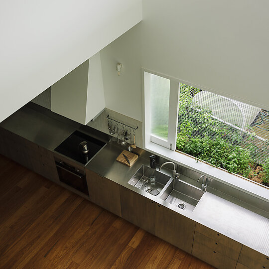 Interior photograph of West End House by Clinton Weaver