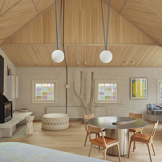 Interior photograph of Gable House by Sean Fennessy