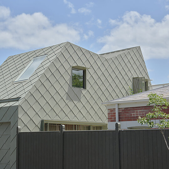 Interior photograph of Gable House by Sean Fennessy