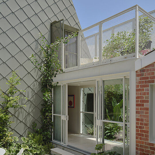 Interior photograph of Gable House by Sean Fennessy