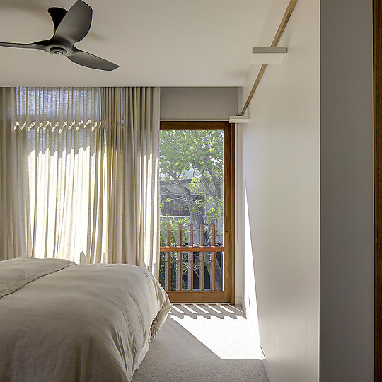 Interior photograph of Waverley House by Brett Boardman