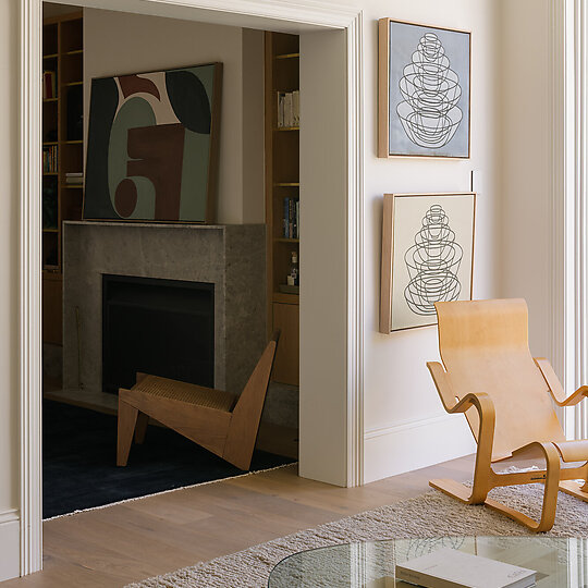 Interior photograph of Flame Tree House by Thurston Empson