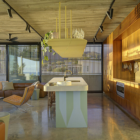 Interior photograph of Airlie Beach House by Brett Boardman
