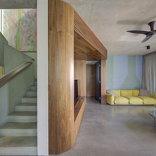 Interior photograph of Airlie Beach House by Brett Boardman