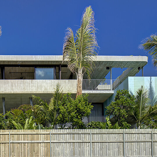 Interior photograph of Airlie Beach House by Brett Boardman