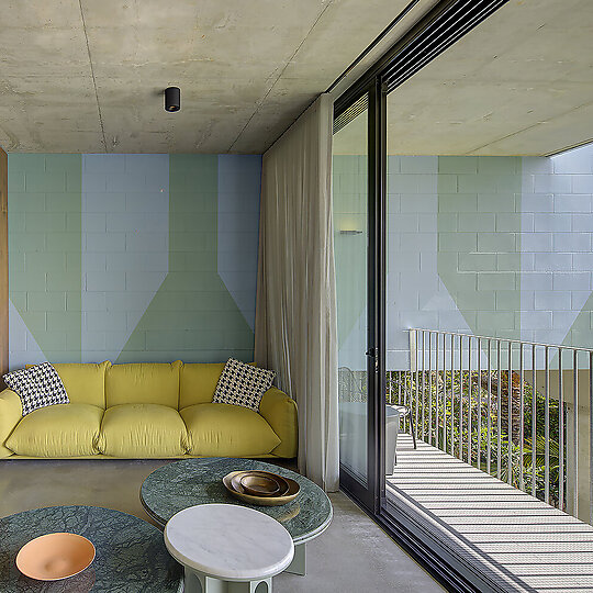 Interior photograph of Airlie Beach House by Brett Boardman