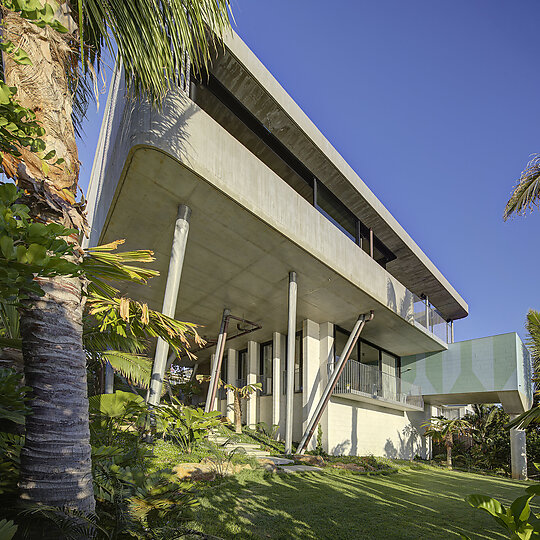 Interior photograph of Airlie Beach House by Brett Boardman