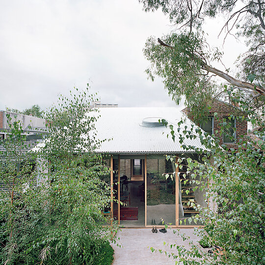 Interior photograph of Carlton Cottage by Rory Gardiner